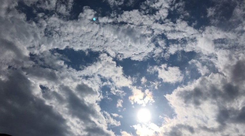 E hëna nis vranët – priten reshje shiu 3 e hena nis vranet priten reshje shiu 69084812156aa