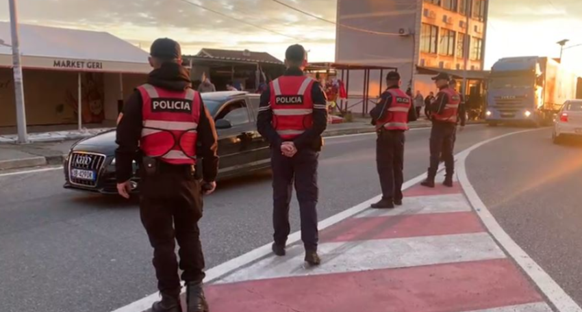ekzekutimi i gilmando danit policia zbarkon ne lezhe postobllok ne hyrje te qytetit 69135835204a2