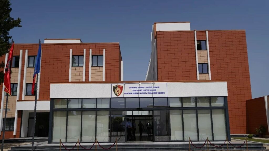 emri kanosen me arme zjarri fqinjin ne shkoder arrestohet 37 vjercari shpallet ne kerkim nje tjeter 690b7043653d4