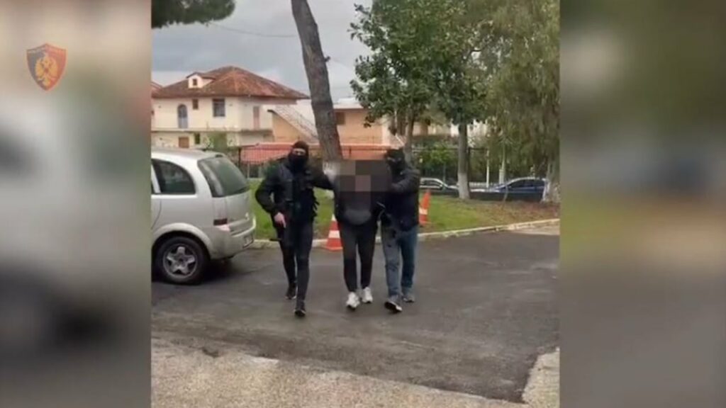 emri pjese e nje grupi kriminal qe trafikonte lende narkotike arrestohet me qellim ekstradimi ne itali 43 vjecari ne fier 691ee2659660b