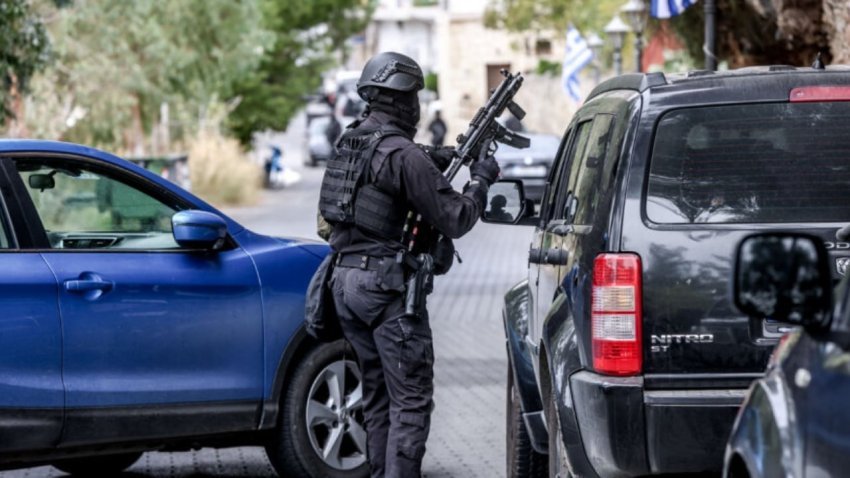 familjet ne lufte me njera tjetren bresheri me 2000 plumba ne greqi tre te vdekur dhe 12 te plagosur 69062ab5dea89