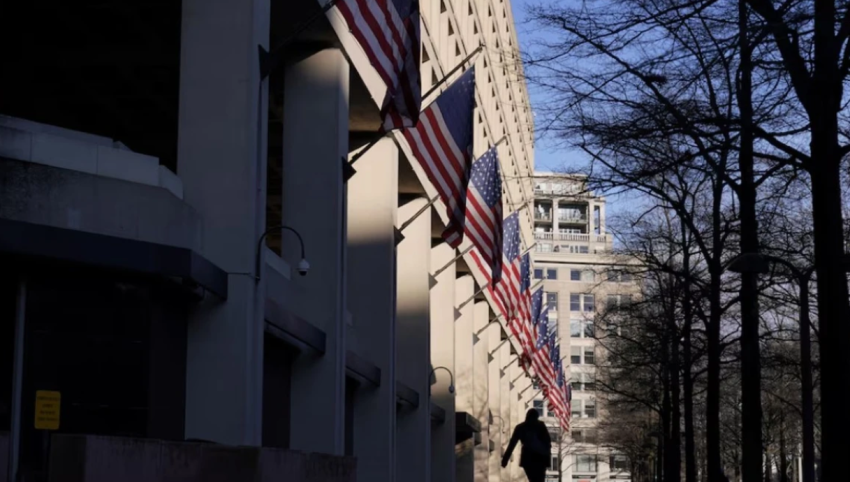 fbi shkarkon agjente te tjere qe hetuan trumpin 6909aeb3a4760