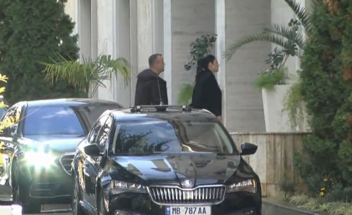 gjkko e pezulloi nga detyra balluku shkon ne kryeministri 691f03b2d5b20