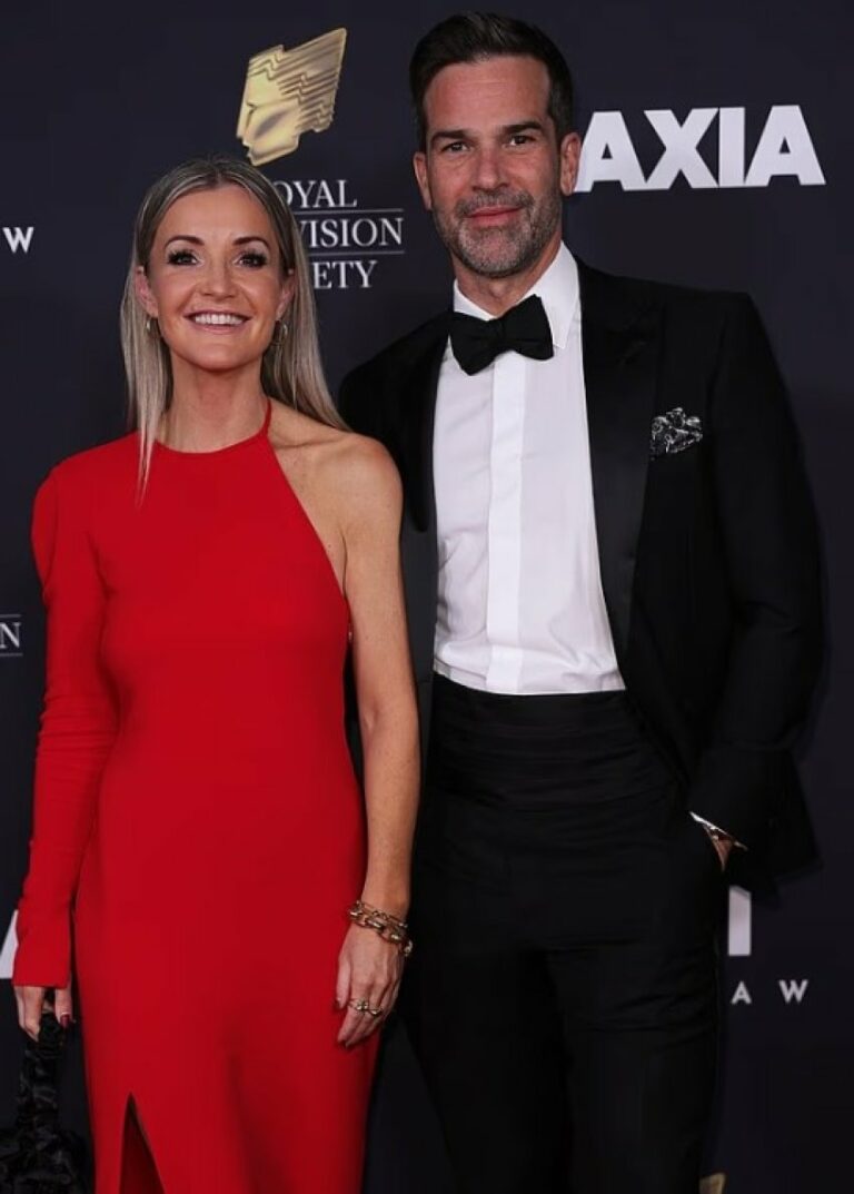 Helen Skelton Dhe Gethin Jones Shk lqejn N Tapetin E Kuq T RTS helen-skelton-dhe-gethin-jones-shk-lqejn-n-tapetin-e-kuq-t-rts