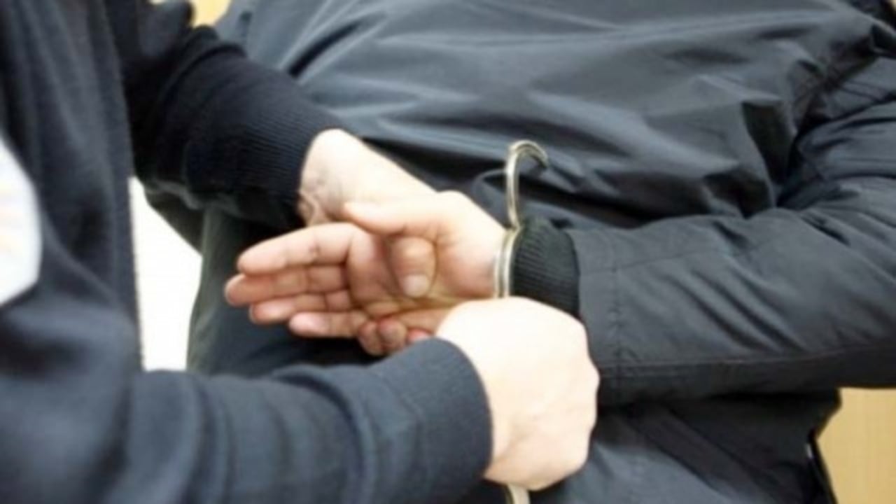 i denuar me mbi 5 vite burg nga gjkko per pjesemarrje ne nje grup kriminal arrestohet 28 vjecari ne fushe milot 690c898365026