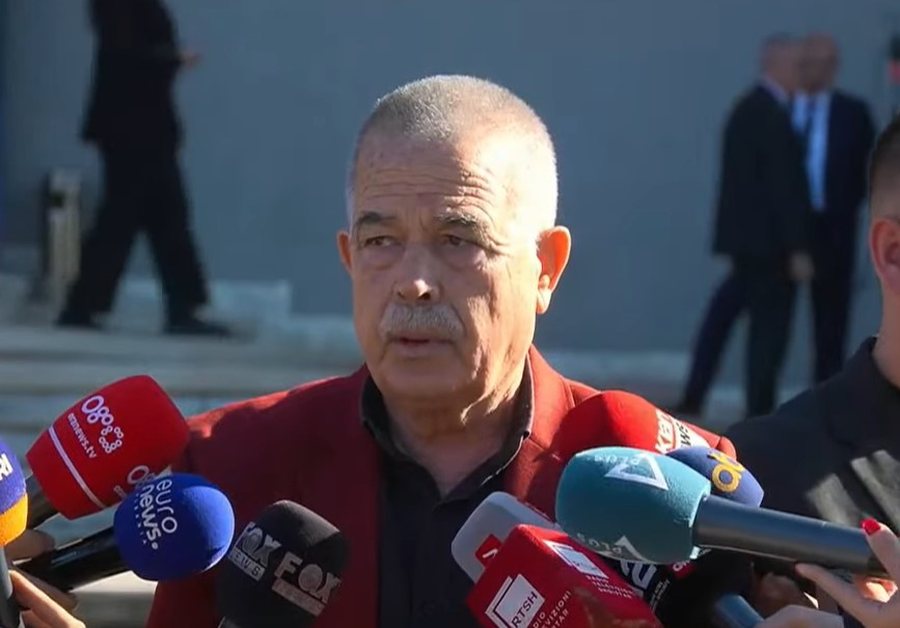 Ish-truproja i Fatos Nanos: PS dhe PD s’donin që ai të bëhej President 3 ish truproja i fatos nanos ps dhe pd sdonin qe ai te behej president 69072c92f2c9c