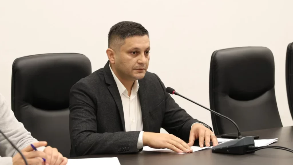 jusuf abduli u zgjodh kryetar i keshillit ne komunen e tetoves 6920a14ef39f8