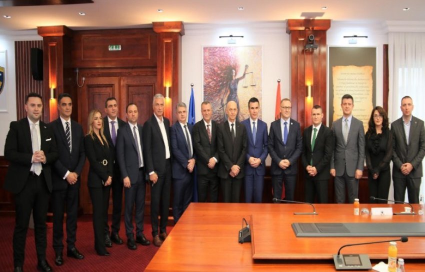 kelmendi e cela flasin per luften kunder krimit ne kosove e shqiperi 690a1e2137a13