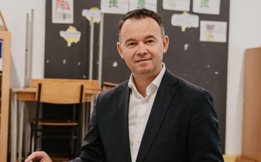 krahasimi me kasapin e ballkanit faton peci i paditi keta persona 6914fe84b444c