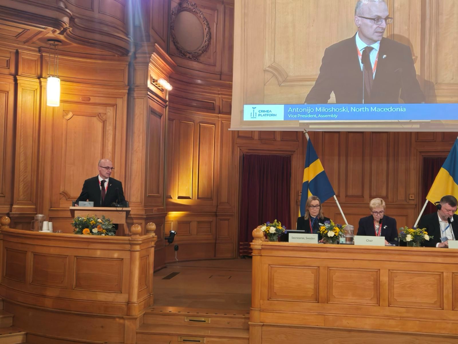 Nënkryetari i Kuvendit, Miloshoski mori pjesë në Samitin e 4-t Parlamentar të Platformës Ndërkombëtare për Krimen dhe zhvilloi takime bilaterale në Stokholm 1 krimska1