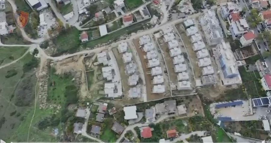 lejuan ndertimin pa leje te 3 objekteve ne sauk pranga 5 inspektoreve te imt 690b2114780d1