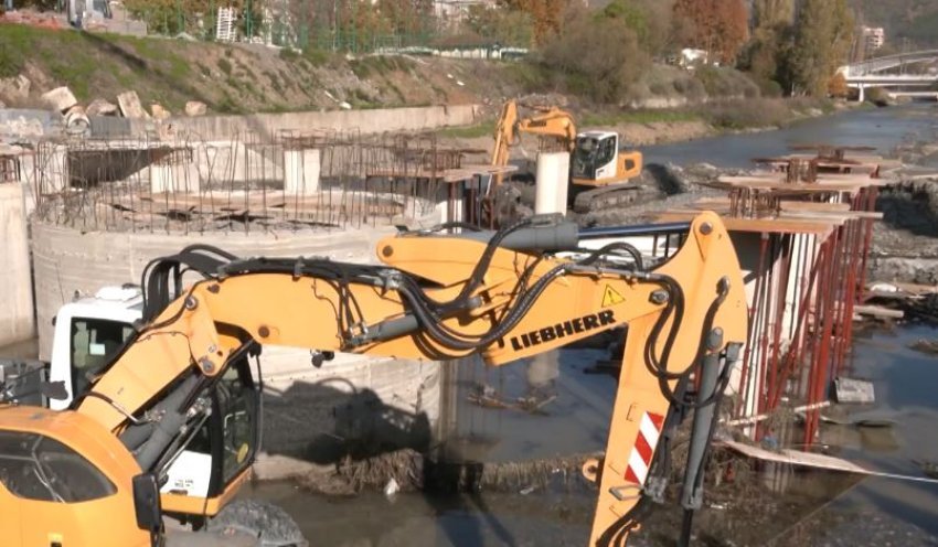 leshimi i ujit nga ujmani akt i planifikuar apo gabim teknik ekspertet ja si mund te zbardhet e verteta 6907b360c3bfa