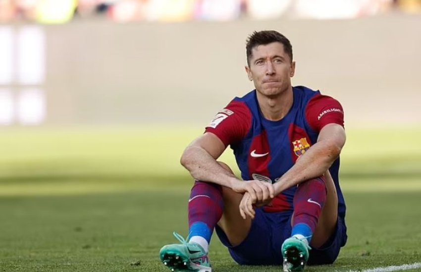 “Leva, të lutem mos shëno më”, situatë komiko-tragjike me sulmuesin e Barcelonës 3 leva te lutem mos sheno me situate komiko tragjike me sulmuesin e barcelones 691f8a73025e1