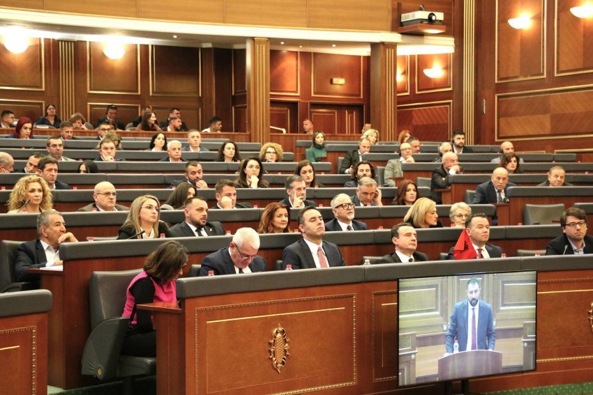 levizje taktike apo e domosdoshme a do te arrije glauk konjufca ti siguroje 61 vota flasin njohesit 690c50a54d510