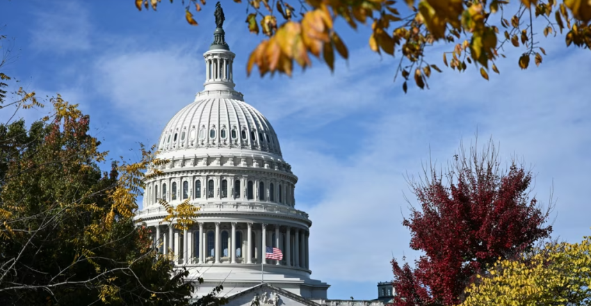 ligjvenesit ne dhomen e perfaqesuesve pritet te votojne sot per rihapjen e qeverise 691456d40b4ba