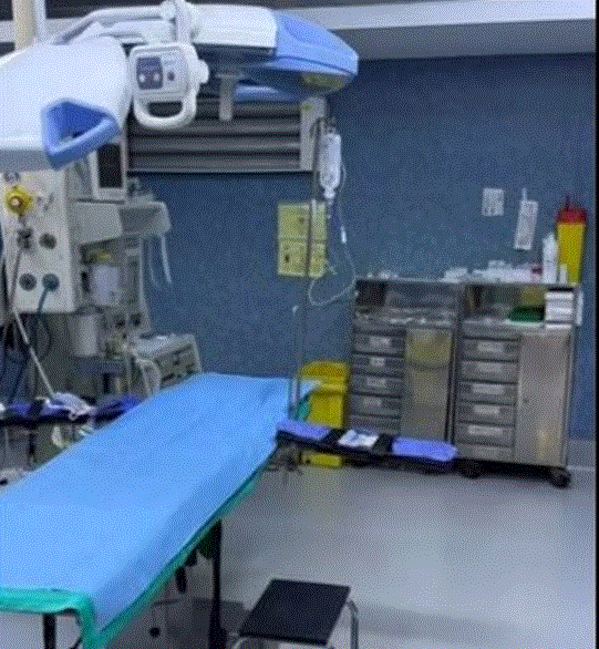 Me dy çarje në zemër e një në stomak, mjekët e Durrësit shpëtojnë të miturin 2 me dy carje ne zemer e nje ne stomak mjeket e durresit shpetojne te miturin 6926ecbda6acc