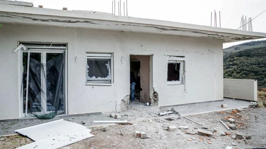 merre dhuraten se di a do jem gjalle 3 te vrare dhe mbi 10 te plagosur si u shnderrua perpjekja per faljen e gjaqeve ne skene lufte ne krete 690648881a721