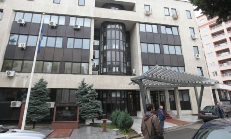 mpb qytetaret te mos hapin mesazhet e rreme ne emer te drejtorit te bsb se 691219bb6abcf