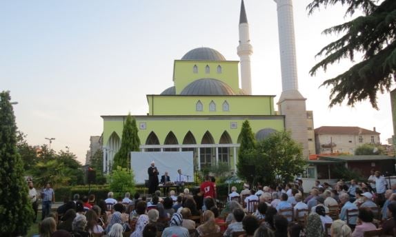 pas nderhyrjes se policise dhe bashkise myftinia shkoder reagon per heqjen e tabeles profetike 6911b36461eac