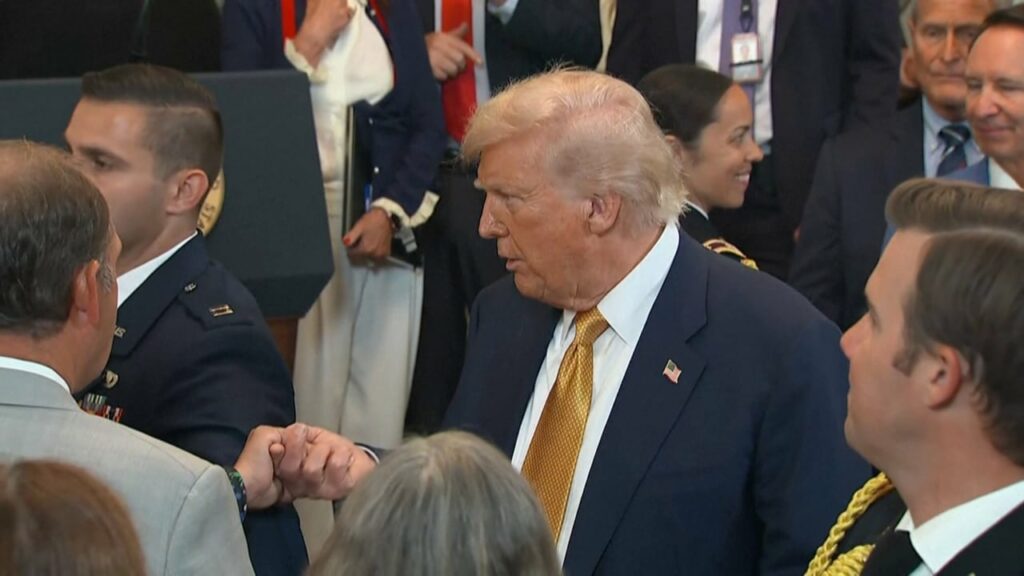 publikoni dosjen epstein trump nderron mendje nuk kam gje per te fshehur 691b6085e936d