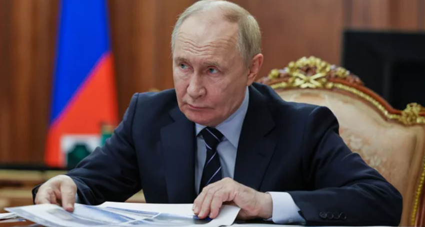 putin miraton dergimin e rezervisteve per te mbrojtur rafinerite nga sulmet ukrainase 690a5775e519c