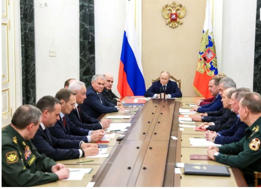 Putin urdhëron përgatitjen e propozimeve për rifillimin e testimeve bërthamore 3 putin urdheron pergatitjen e propozimeve per rifillimin e testimeve berthamore 690b70b547055