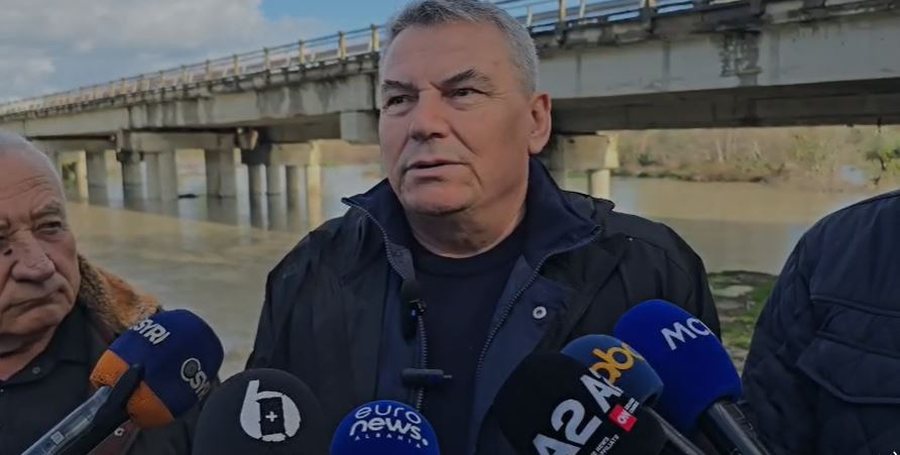 rrezik nga prurjet ne mifol cako paralajmeron evakuime nese lumi del nga shtrati 691ee79459458