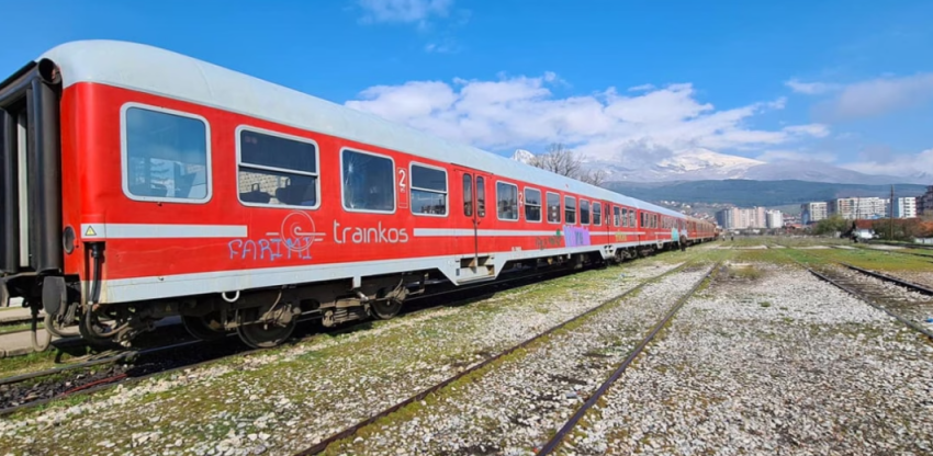 Rritje pagash dhe shujte ditore për punonjësit e HK-Trainkos 2 rritje pagash dhe shujte ditore per punonjesit e hk trainkos 69061572b37df