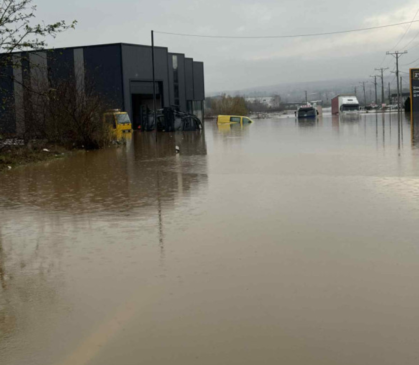 rruga e pakalueshme e biznese te demtuara banoret e sojeves kerkojne reagim urgjent 691dec8e743e8