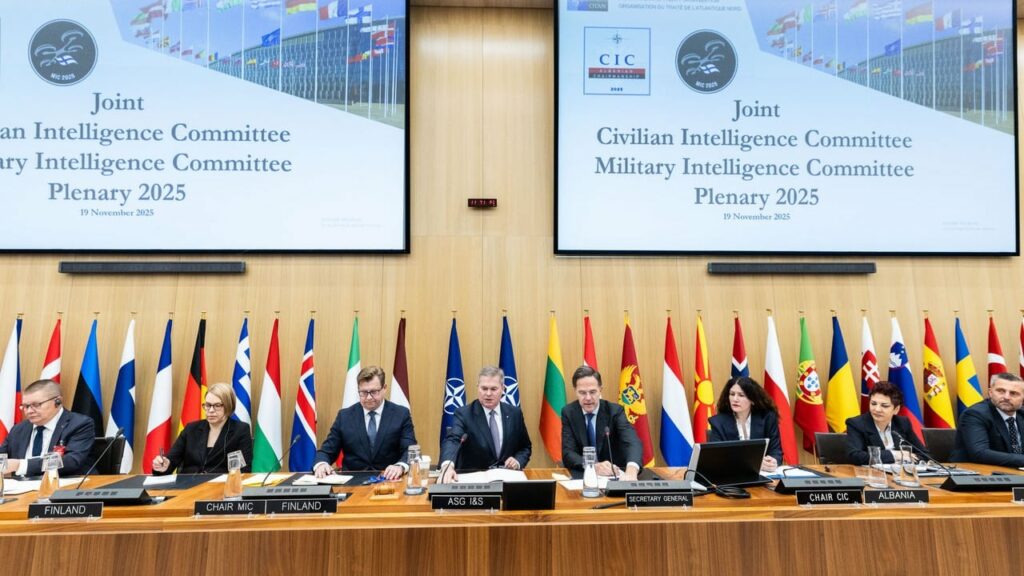 rutte mbledh shefat e inteligjences se nato s ne bruksel pjese edhe drejtoresha e shish vlora hyseni fokus te kercenimet globale dhe mbeshtetja per ukrainen 6920500cc8bc6