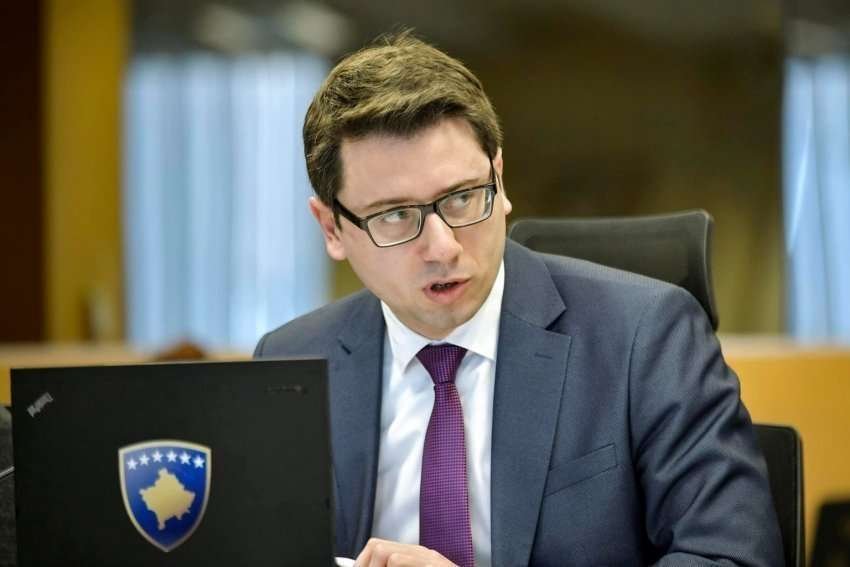 serish ia kane huqur murati u pergjigjet kritikeve per pagen minimale 690742e090abe