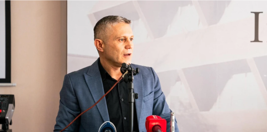 shefi eshte vuciq ramadani zberthen rolin e radoiciqit ne sulmet ndaj kosoves 69230e830b713