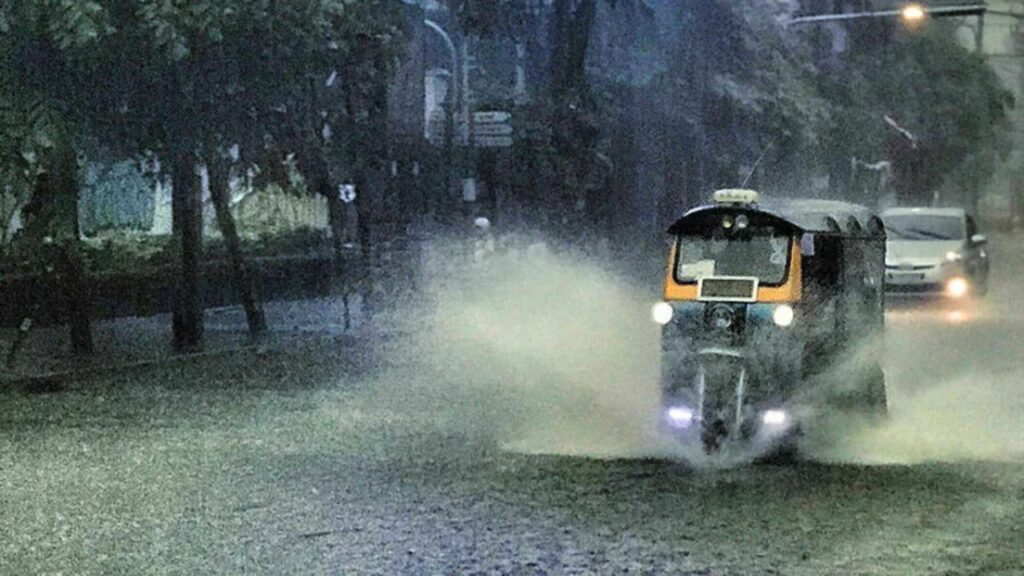 shi qe bie nje here ne 300 vjet reshje masive paniku pushton tajlanden 692705c869d6f