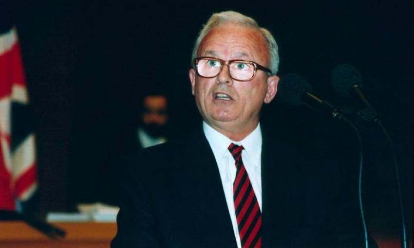 Shkëlzen Gashi risjell qëndrimin e Adem Demaçit për Fatos Nanon 3 shkelzen gashi risjell qendrimin e adem demacit per fatos nanon 69077b2079b0c