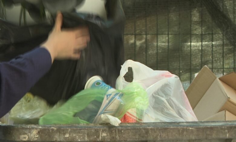 shkup hedhja e mbeturinave pas ores 2200 deri ne 600 te mengjesit do te kushtoje 50 euro gjobe 691a02ba4cb51