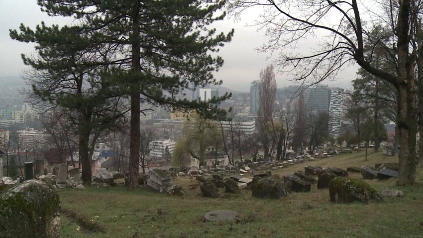 skandali ne itali turistet paguan mijera paund per te qelluar me snajper ne rrethimin e sarajeves 6914ab38290e4