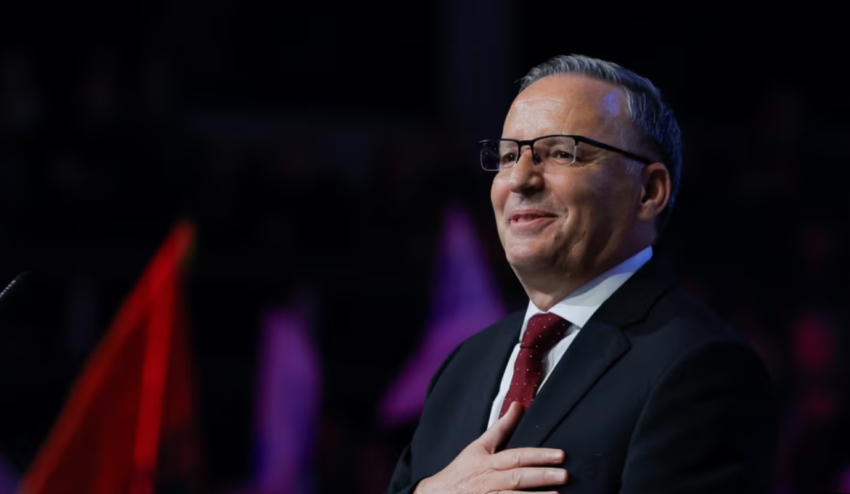 te fortet vendosin profesori zberthen zgjedhjen e hamzes ne krye te pdk se permend edhe lushtakun 691f8a80c4487