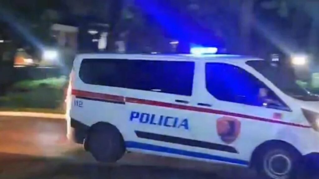 te shtenat me arme zjarri ne elbasan dy te proceduar dhe dy ne kerkim policia jane fshire pamjet nga kamerat e sigurise 692c49a44ec96