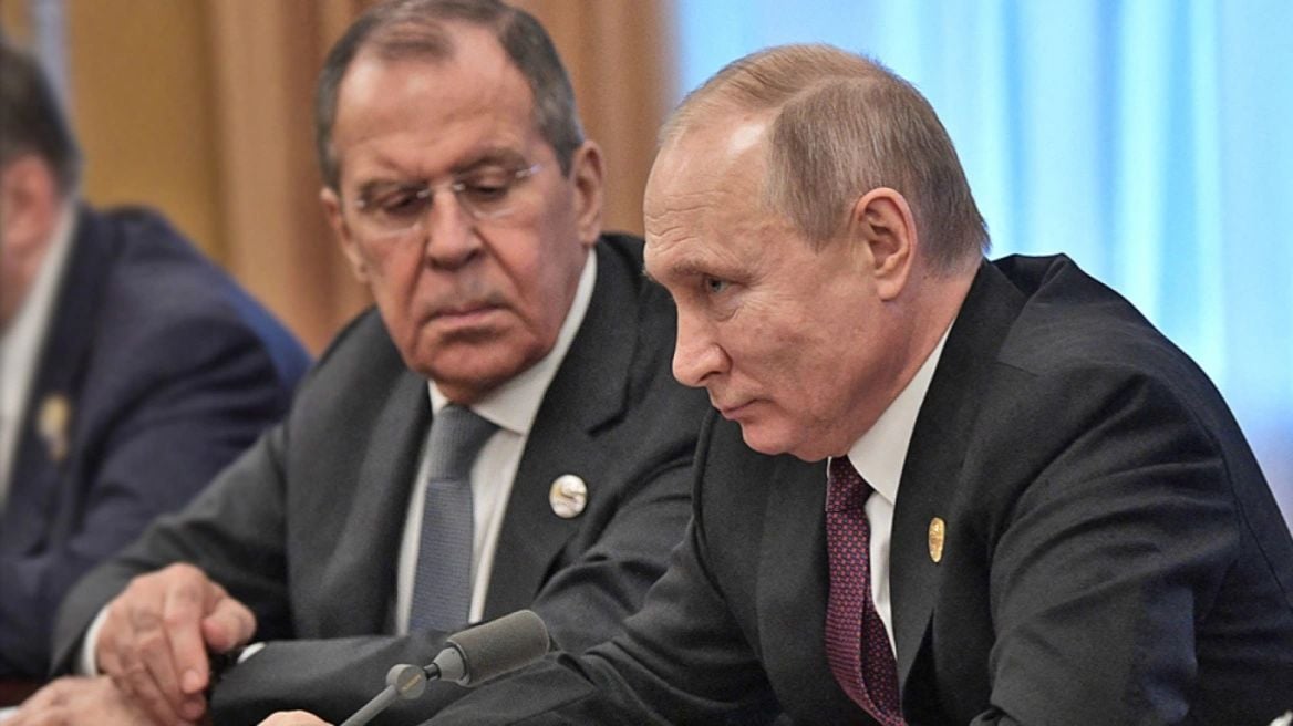 tensione ne moske mediat ruse raportojne se putin eshte i pakenaqur me lavrov pas anulimit te takimit me trump ja cfare thote zedhenesi i kremlinit 690df9469a0e9