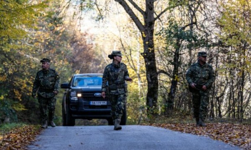 ushtaret bullgare te kforit kryejne stervitje peseditore ne zonen e dragashit qellimi ishte permiresimi i aftesive te mbikeqyrjes 6929c221e5803