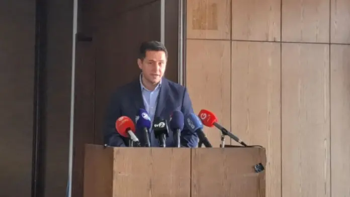 valbon limani emerimi i nje personi te besueshem qeveritar eshte jokushtetues 691220d719039