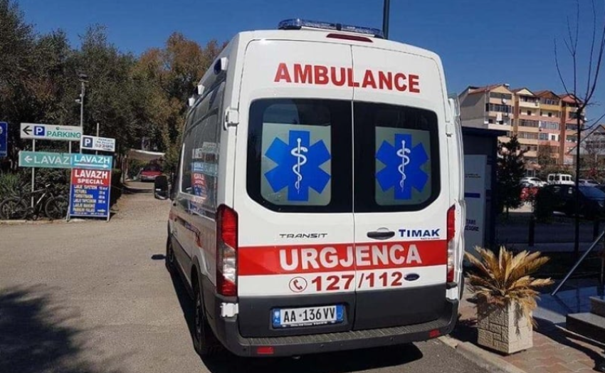 vuante nga probleme te shendetit mendor 51 vjecari ne vlore vret veten me thike brenda baneses 690893f55b9e4