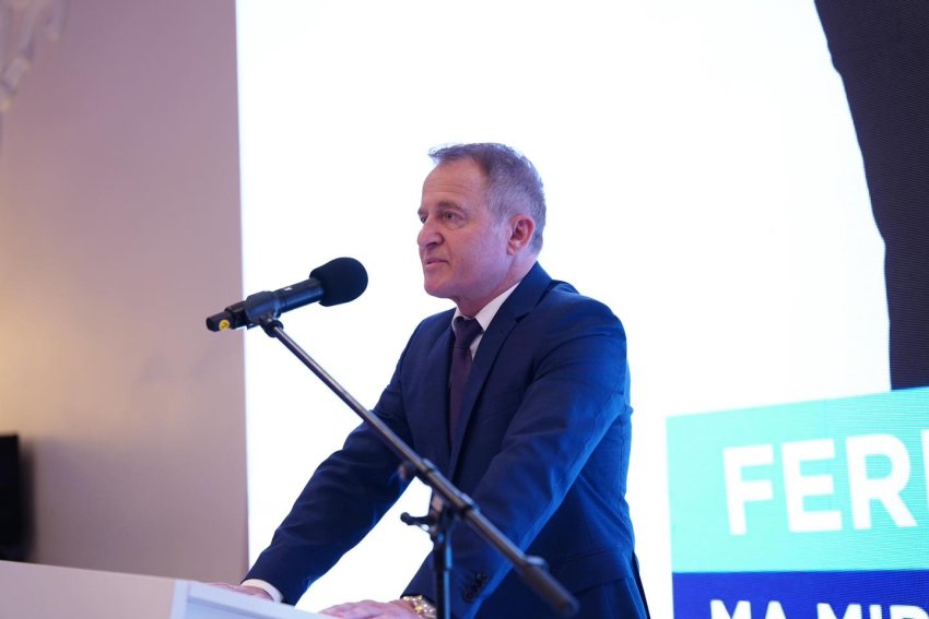 vushtrria pa fonde shkycet ndricimi publik reagon ferit idrizi 6924bc4f7b9e0