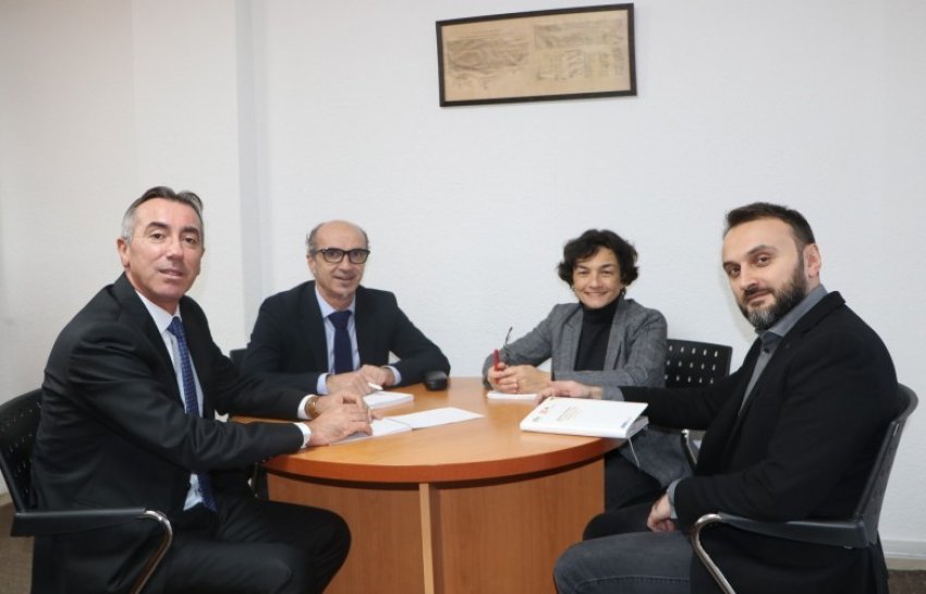 akk dhe osbe nisin programin per trajnimin e kuvendeve komunale 69300d34bbc92