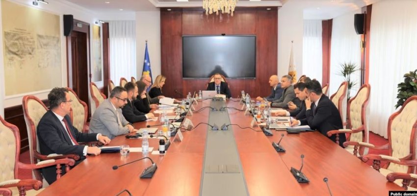 Çfarë po ndodh në shtëpinë e prokurorëve të Kosovës? 2 cfare po ndodh ne shtepine e prokuroreve te kosoves 69318f07ae23a