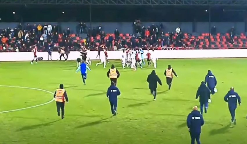 Dhuna në Vlorë 1 dhuna ne vlore 6946a6f40ef28