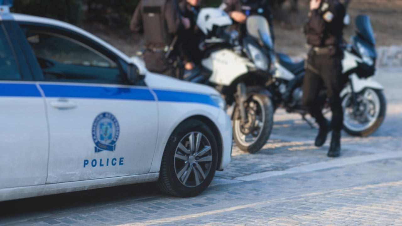 e mbaj per vetembrojtje arrestohet 14 vjecari shqiptar ne greqi mbante thike ne ambientet e shkolles 694b0ca3d9e2d