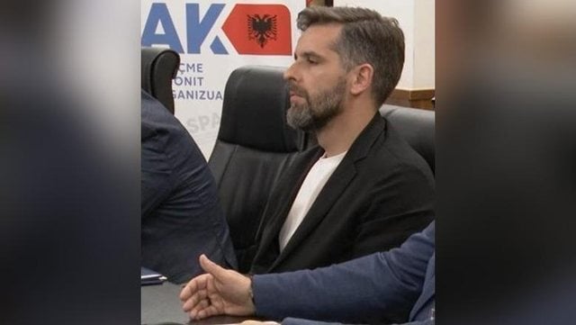 Ekskluzive/ Drejtori i ri i “FBI”-së shqiptare, KLP thërret sot mbledhje 2 ekskluzive drejtori i ri i fbi se shqiptare klp therret sot mbledhje 69302207dc53b