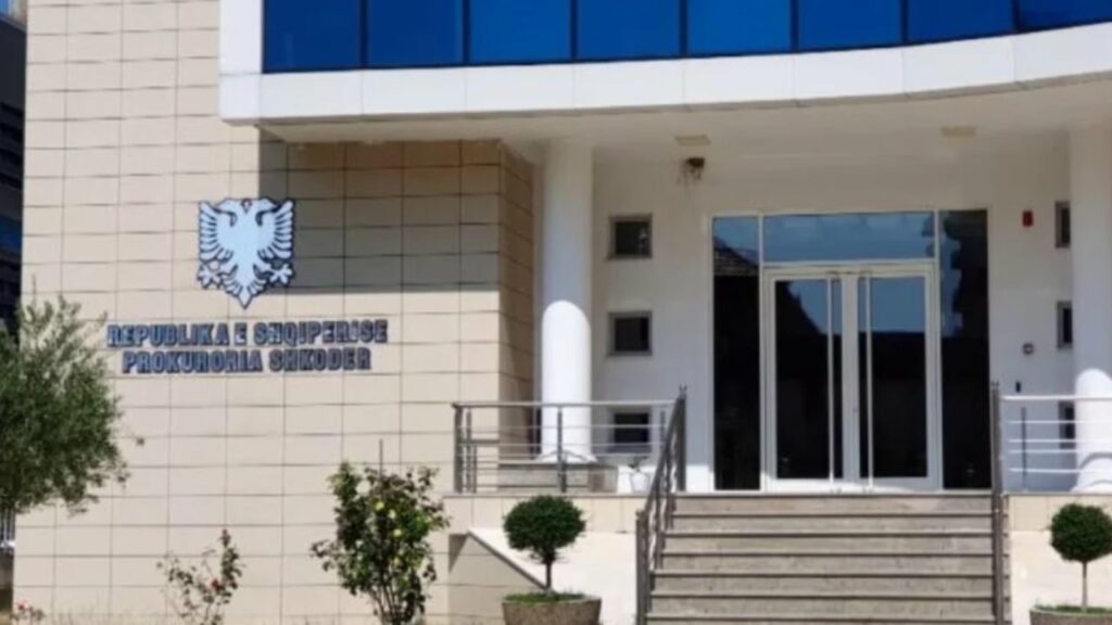 Emrat/ Premtuan makina me qira online, morën paratë dhe u zhdukën, Prokuroria e Shkodrës dërgon në gjyq katër persona 3 emrat premtuan makina me qira online moren parate dhe u zhduken prokuroria e shkodres dergon ne gjyq kater persona 694161a35dc94