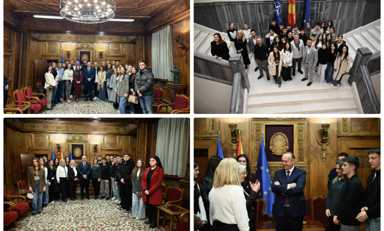 gashi kuvendi gjithmone i hapur per rinine energjia e te rinjve e mbushi institucionin me fryme pozitive 694ef6f38515d